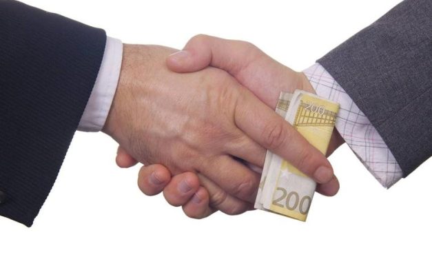 Corruptos, una tradición